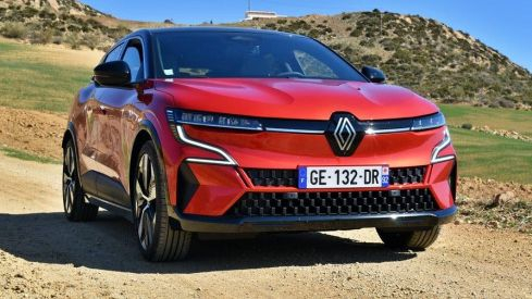 Así es y así se comporta el nuevo Renault Megane eléctrico el primer