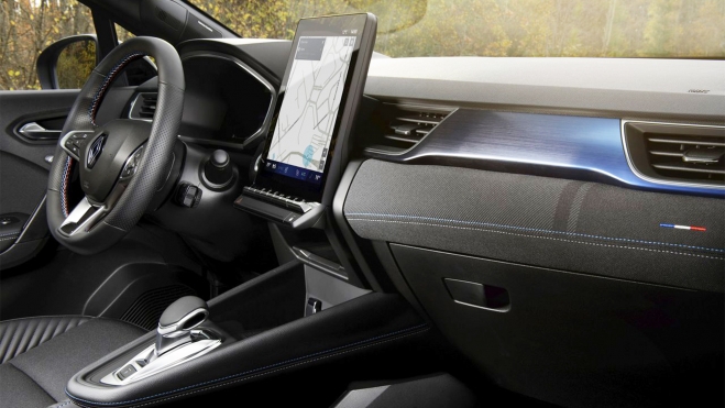 La pantalla central está orientada en la vertical. La pantalla central está orientada en la vertical.