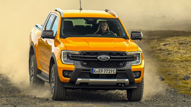 La Ford Ranger, la pick-up más vendida en Europa, acaba de poner a la venta su versión híbrida enchufable con 52 km de autonomía eléctrica. La Ford Ranger, la pick-up más vendida en Europa, acaba de poner a la venta su versión híbrida enchufable con 52 km de autonomía eléctrica.