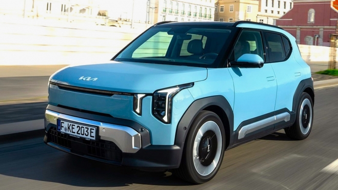 A la venta por menos de 20.000 euros con el Plan Auto+, el KIA EV2 es un SUV urbano muy equilibrado: todo un rival para el BYD Atto 2. A la venta por menos de 20.000 euros con el Plan Auto+, el KIA EV2 es un SUV urbano muy equilibrado: todo un rival para el BYD Atto 2.
