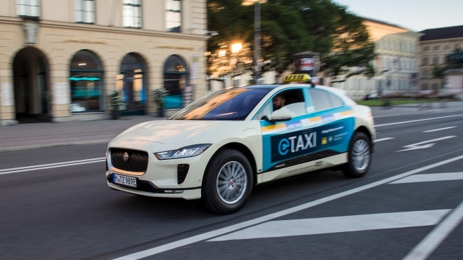 Jaguar I PACE Taxi Jaguar I PACE Taxi