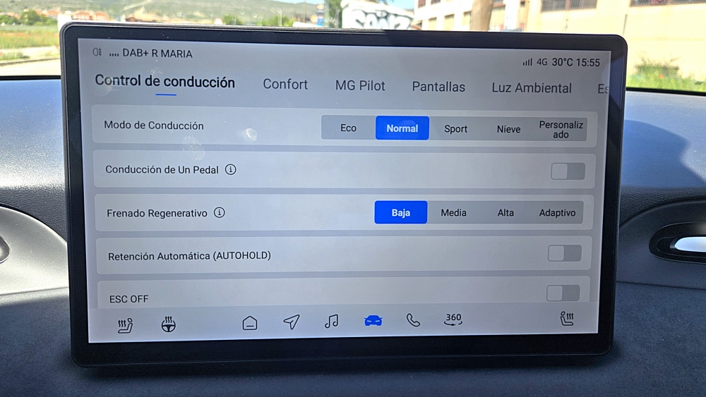 MG MG4 Urban Desde sólo 16.790 € y con hasta 416 km pone patas arriba a los eléctricos en España (15) MG MG4 Urban Desde sólo 16.790 € y con hasta 416 km pone patas arriba a los eléctricos en España (15)