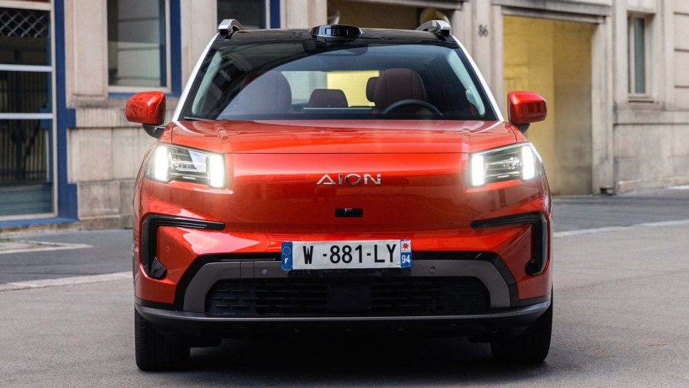 El SUV GAC Aion V es uno de los dos eléctricos con el que el 5º fabricante chino acaba de desembarcar en España. El SUV GAC Aion V es uno de los dos eléctricos con el que el 5º fabricante chino acaba de desembarcar en España.