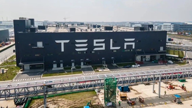 Fábrica de Tesla en la ciudad china de Shanghái.