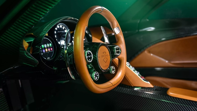 Zenvo Aurora Tur cockpit