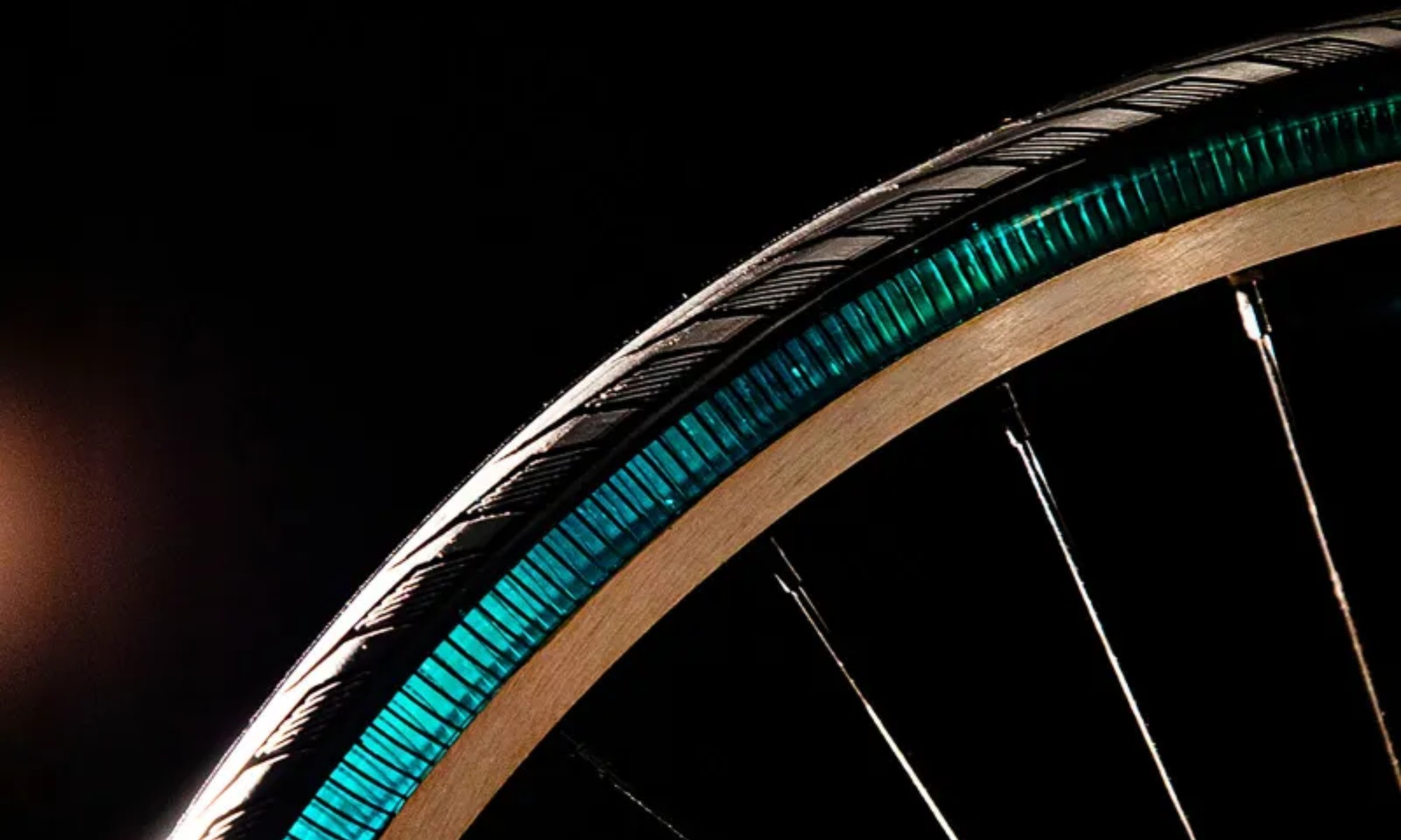 Han sido diseñadas por la NASA y ahora puedes tenerlas en tu bici: estas  ruedas antipinchazos ya son una realidad