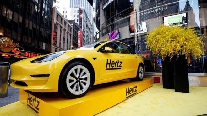 Hertz acumuló errores cuando decidió incorporar coches eléctricos a su flota.