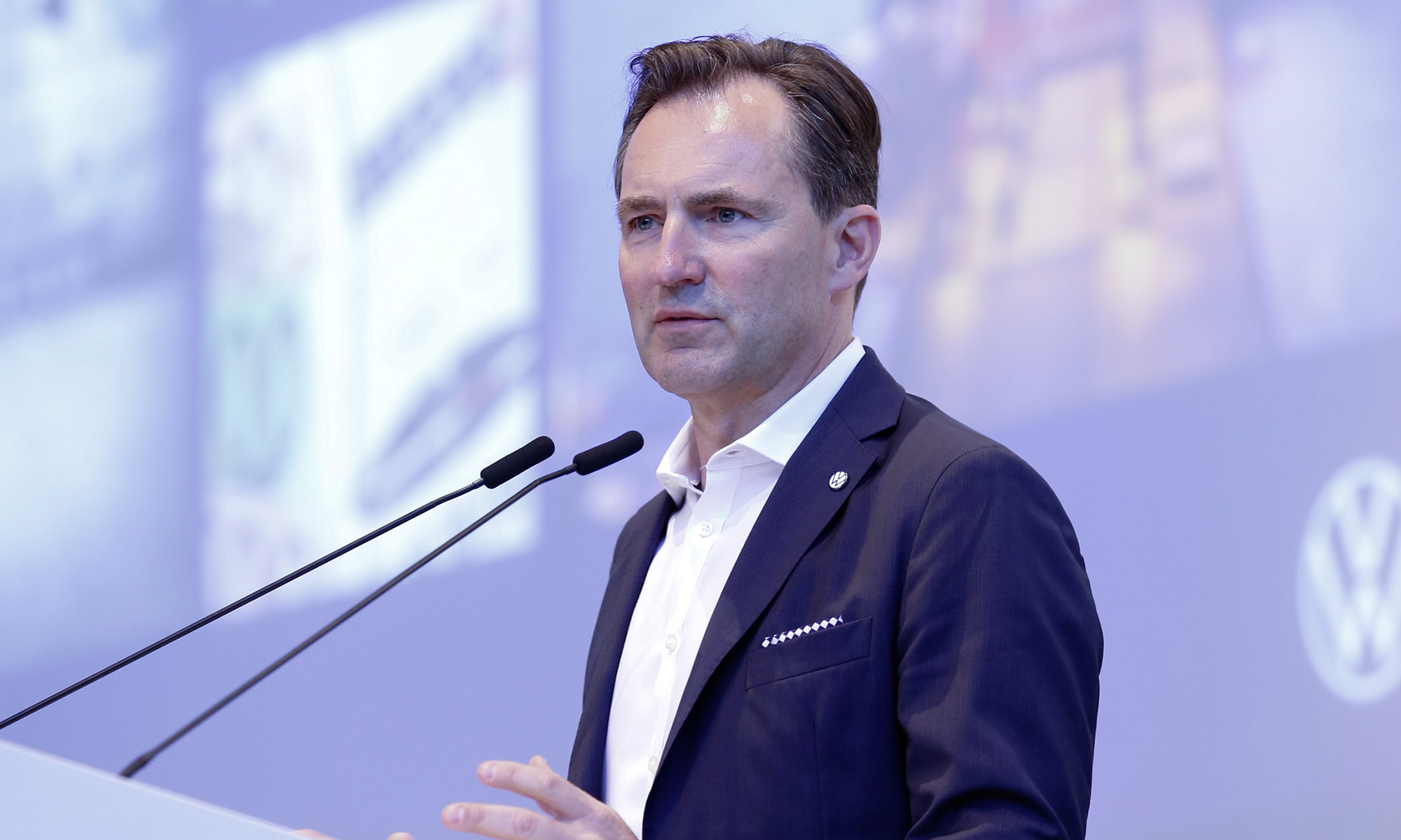Thomas Schäfer, CEO de Volkswagen, piensa que habrá más híbridos enchufables próximamente. 