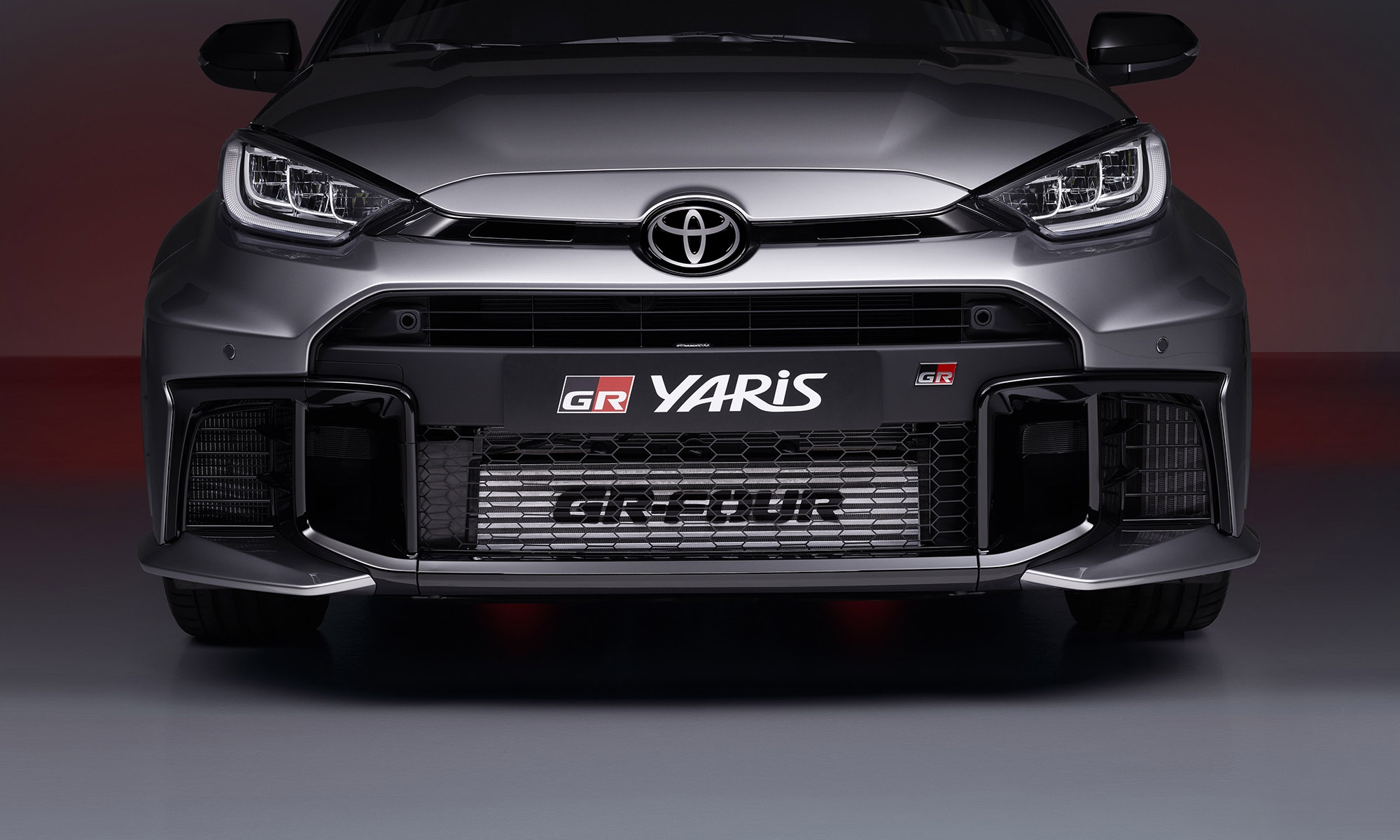 Toyota sigue mirando al futuro bajo la llamada 'multi-opción' mecánica, pero no para su gama deportiva GR.