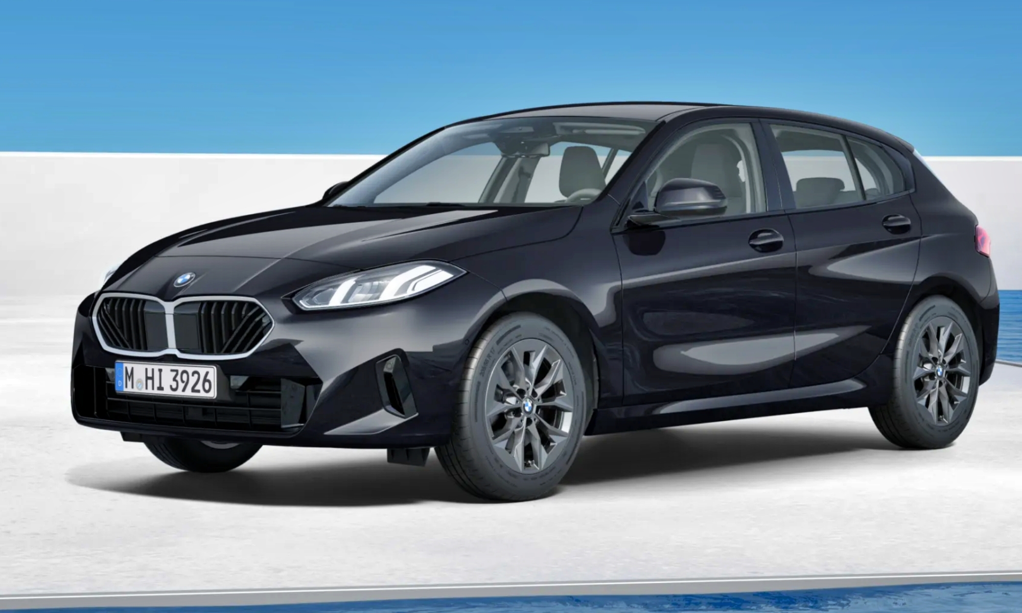 Aspecto del BMW 118d más básico posible, de 39.000 euros de precio.