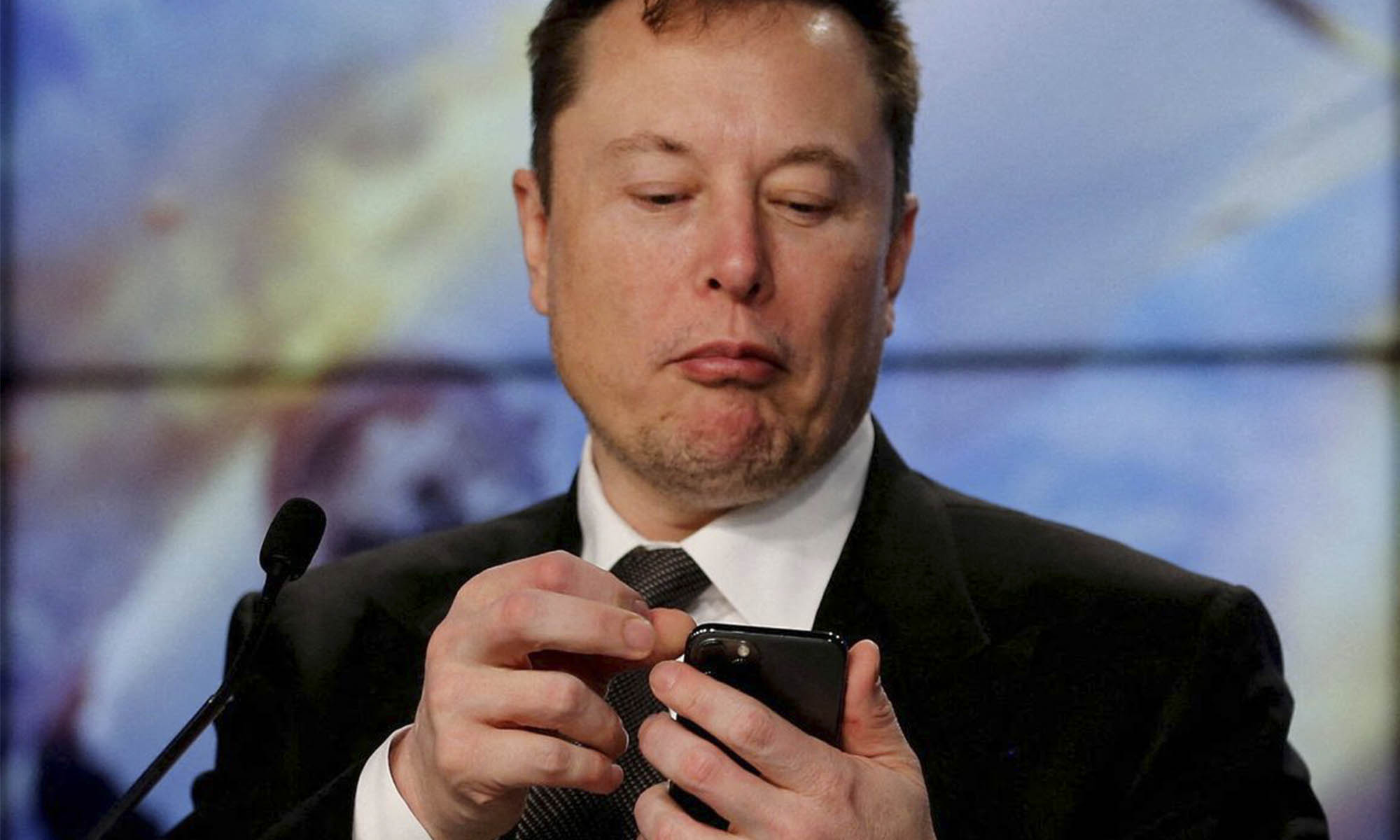 Elon Musk vigila por la privacidad de sus proyectos y la IA es su enemiga.