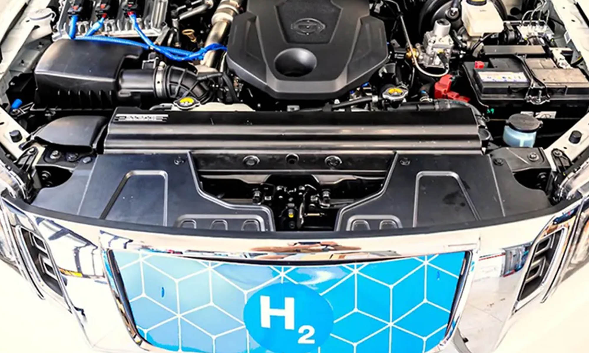 Utilizando un 90% de hidrógeno, este motor logra reducir las emisiones de un motor diésel en un 85,9%.