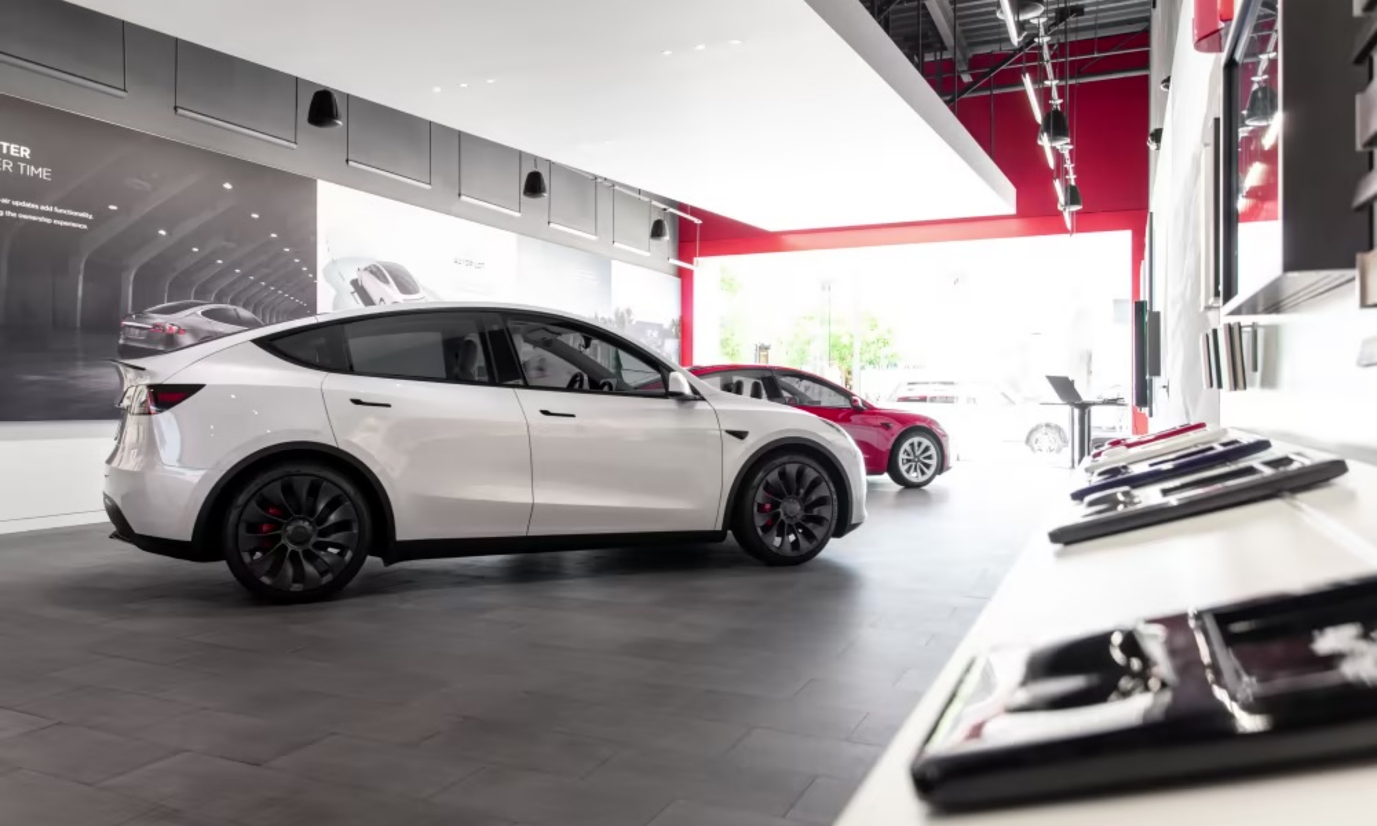 Los concesionarios de Tesla han entregado 443.956 vehículos en el segundo trimestre.