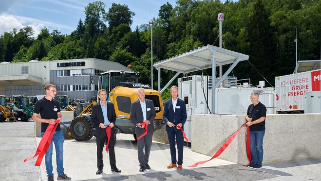 liebherr L566 H2 inauguracion