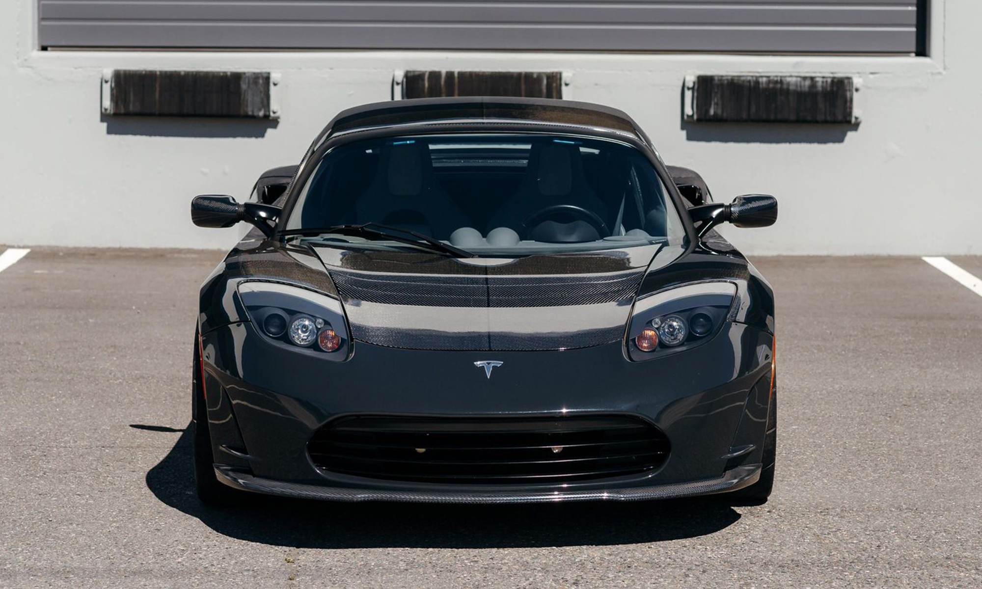 El Tesla 'Roadster RR' iba a ser un proyecto empresarial privado de Joost de Vires, vicepresidente de Servicios de Tesla.