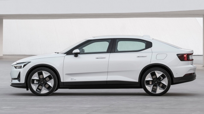 Polestar 2 Lateral