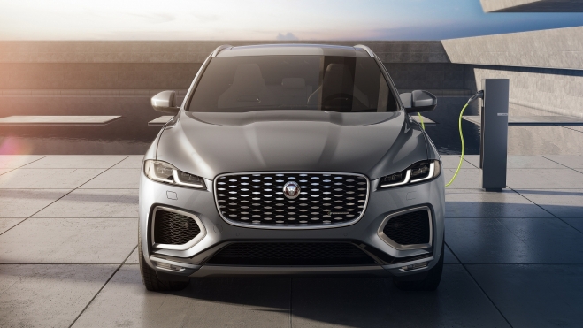 Jaguar F Pace Frontal