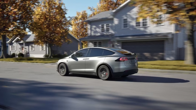 Tesla Model X Trasera