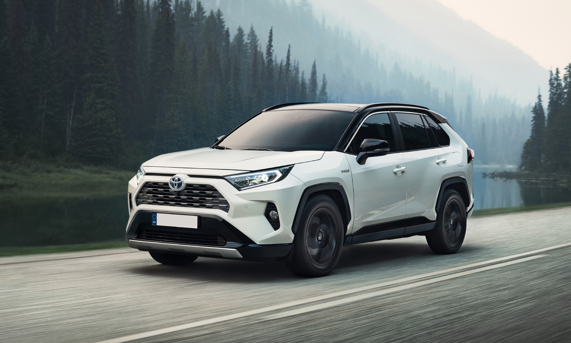 ¿Qué ofrece el Toyota RAV4 Hybrid?