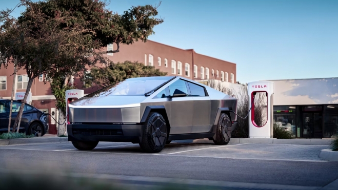 Tesla Cybertruck Supercharger