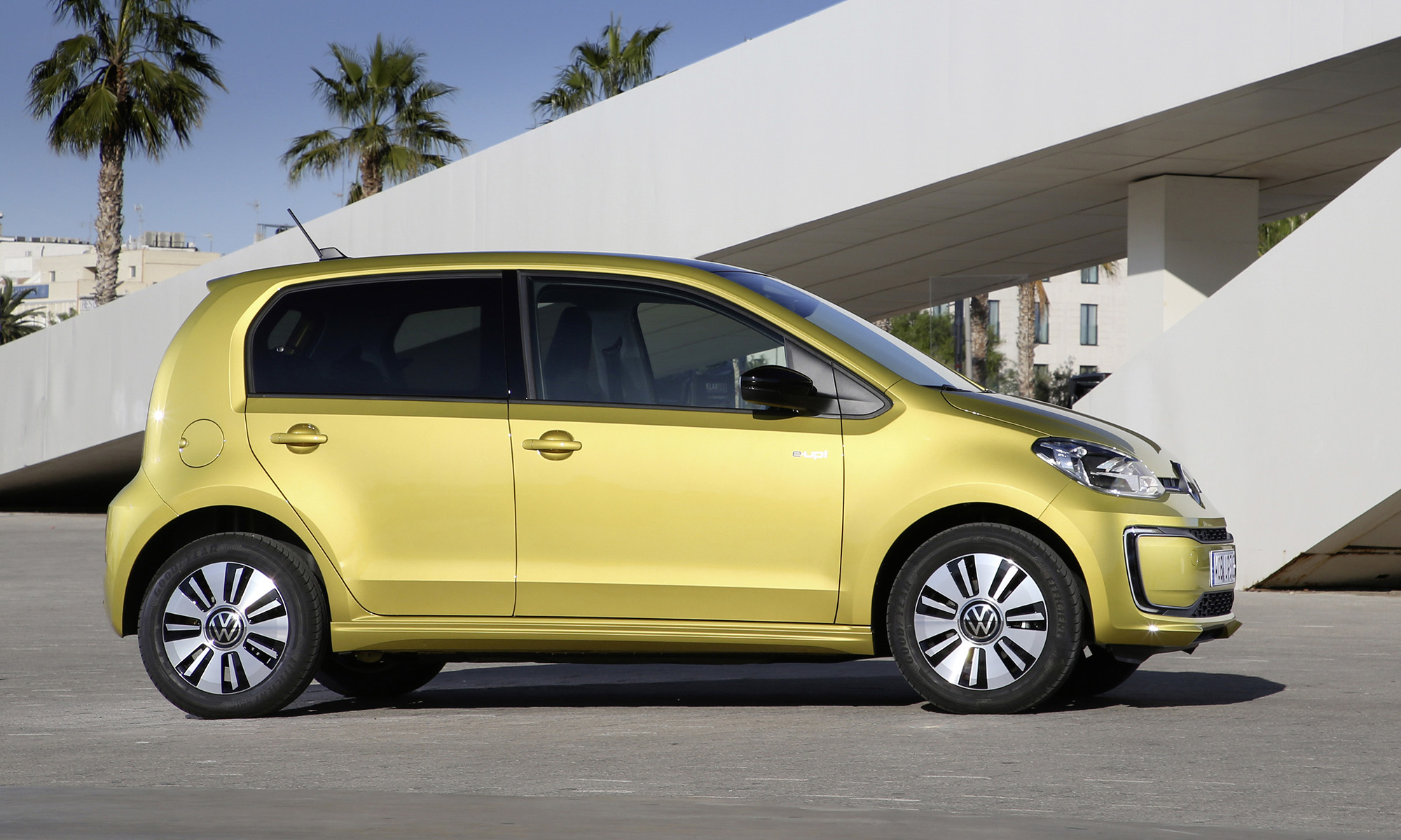 El mítico Volkswagen e-UP! marcó el camino a seguir para el futuro ID.1, el coche eléctrico más asequible de la marca. 