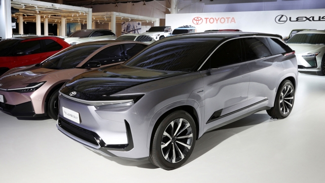 toyota large suv 2