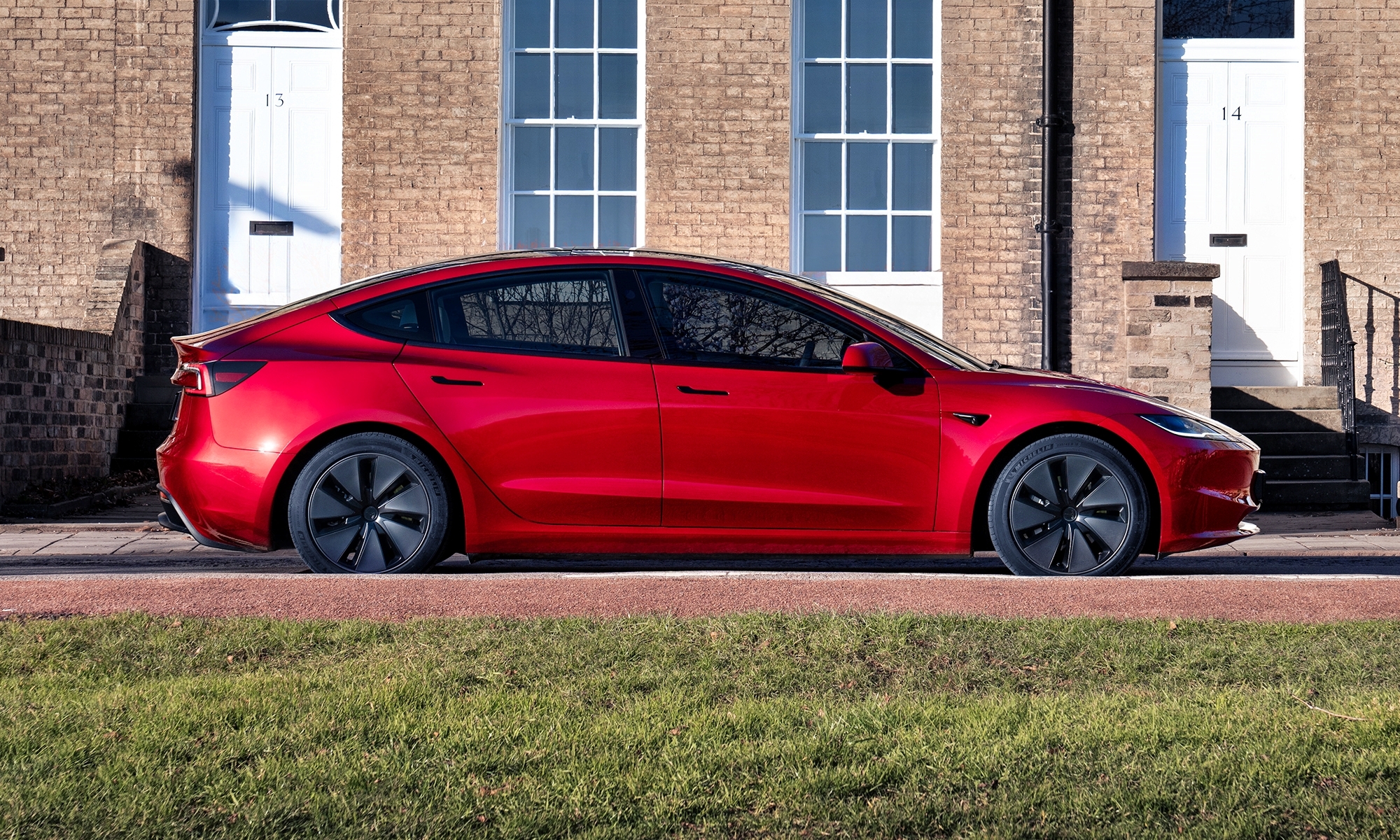 El Tesla Model 3 es el eléctrico más vendido en España este 2024.