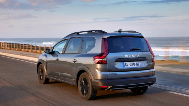 Dacia Jogger hybrid 140 01