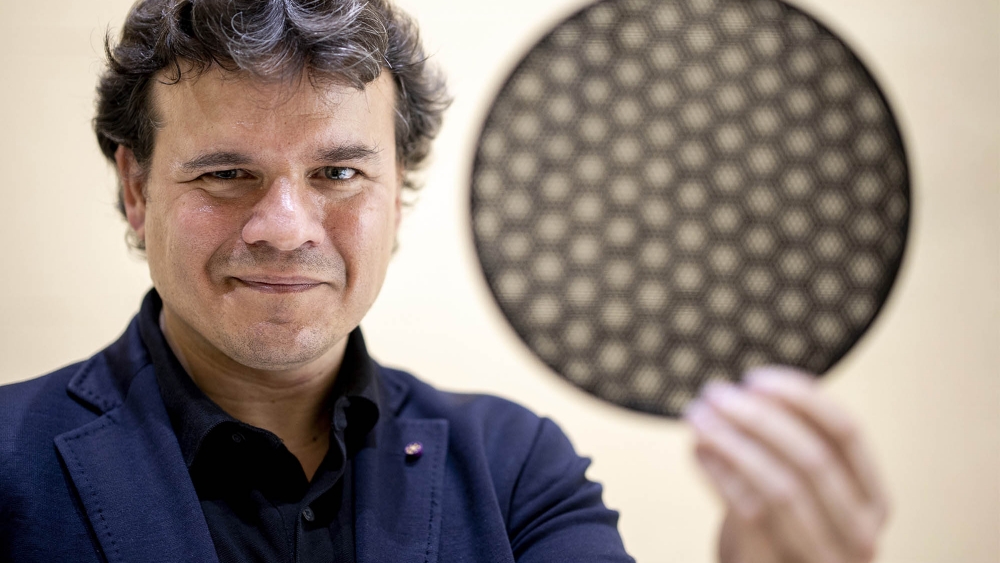 Pablo Jarillo, el español que ha descubierto el grafeno retorcido: la superconductividad a altas temperaturas Pablo-jarillo-herrero-grafeno-retorcido-angulo-muerto-1_4_1000x563