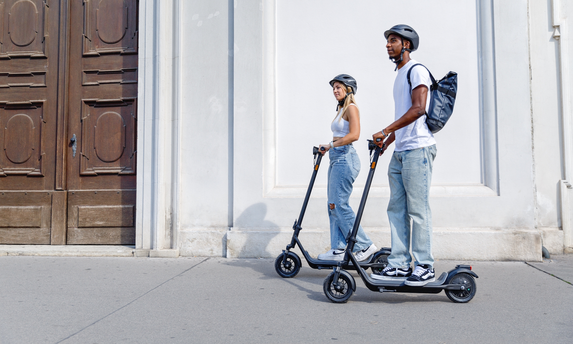 Los nuevos dos patinetes de NIU destacan por una gran relación calidad-precio (Foto: NIU).