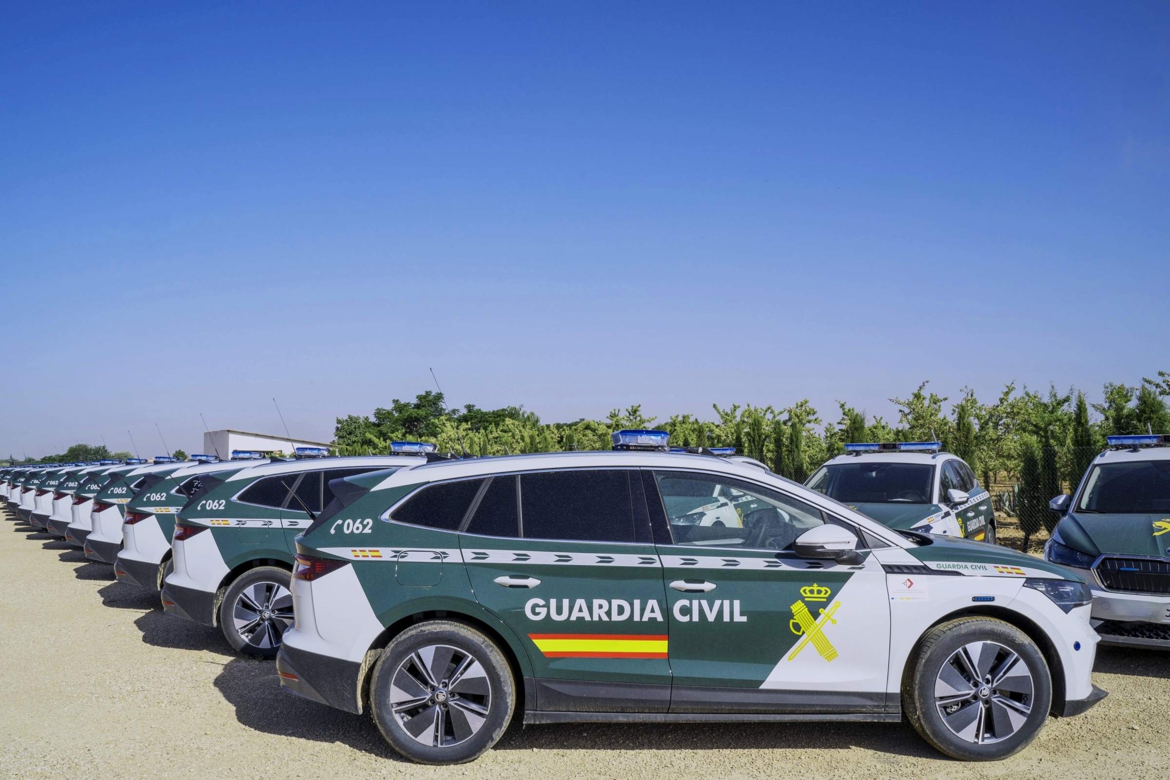 skoda enyaq electrico guardia civil 03