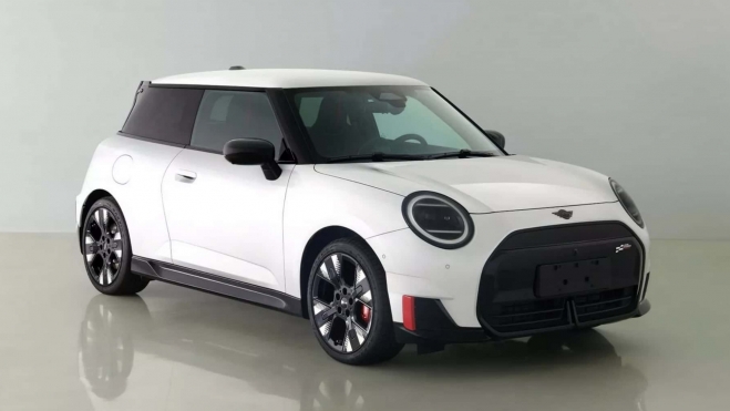 MINI Cooper JCW EV 2025 Delantera