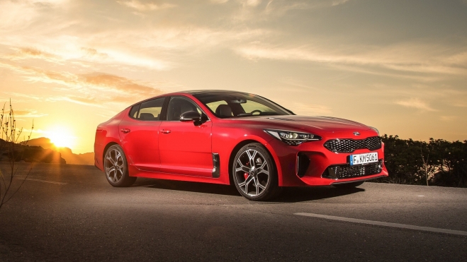 KIA Stinger Delantera