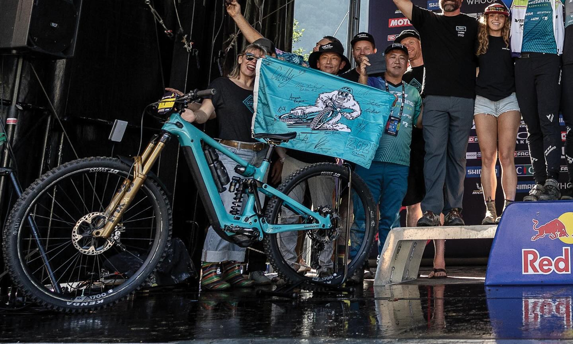 La Yeti 160E del equipo Yeti/Shimano EP Racing se ha proclamado Campeona de la Copa del Mundo de Enduro para eBikes (Foto: Yeti)