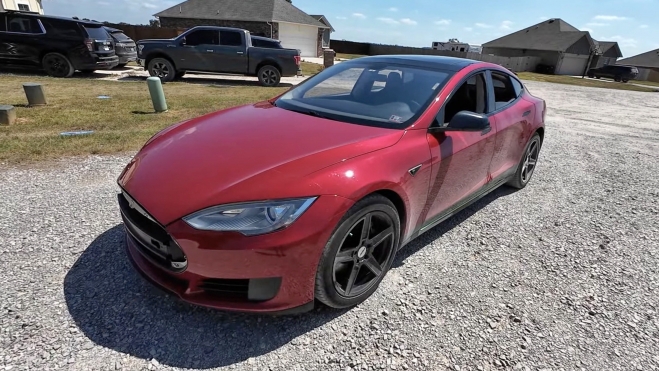 tesla model s p85