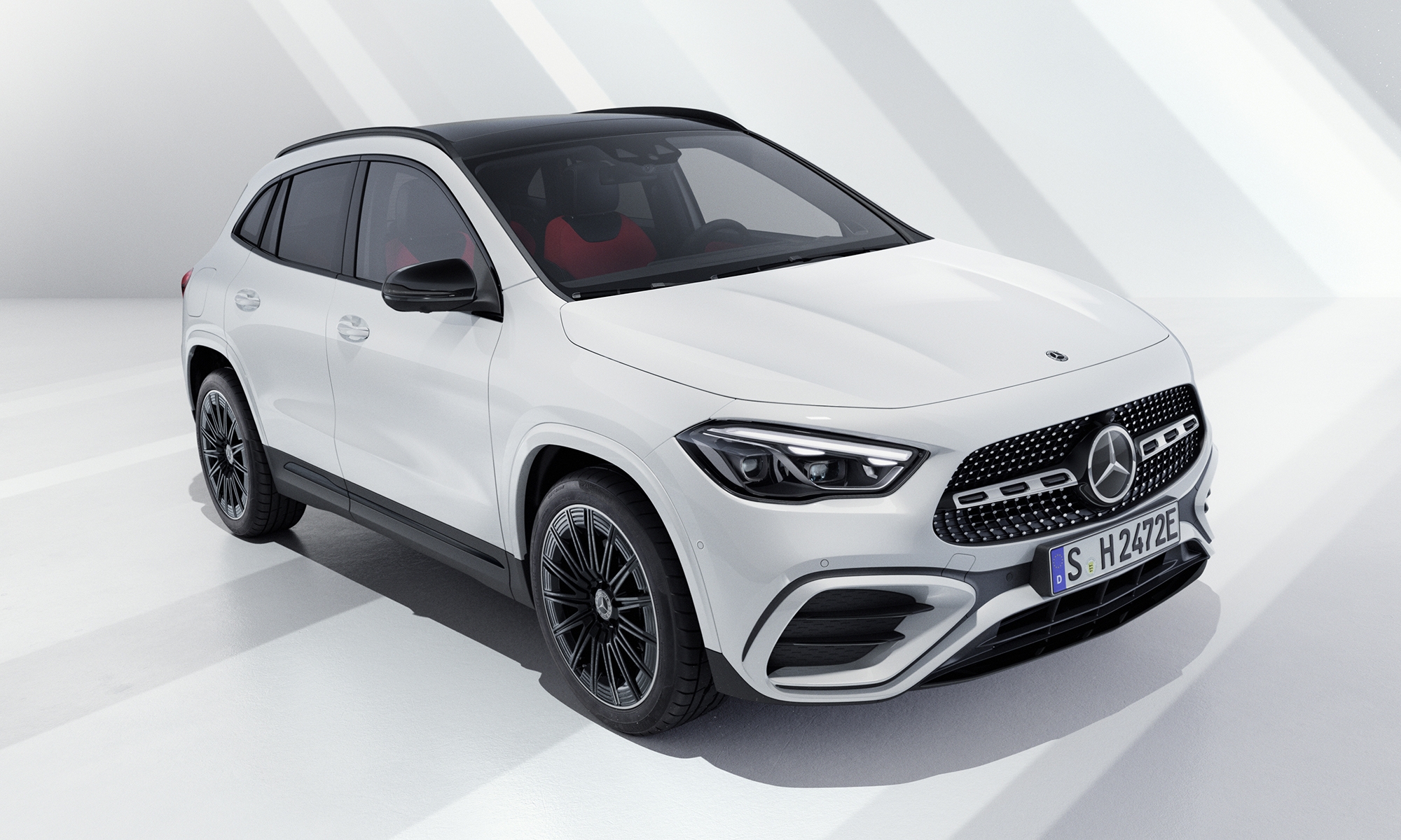 El Mercedes GLA híbrido enchufable está disponible en España con hasta 70 km de autonomía eléctrica.