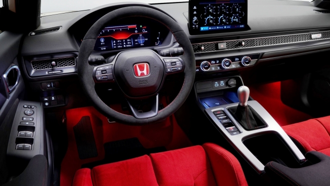 Puesto de conducción del Honda Civic Type R.