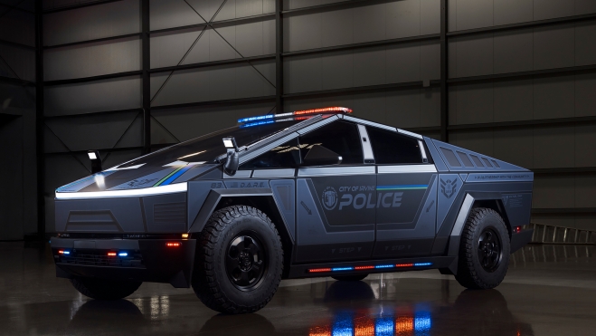 Tesla Cybertruck coche de policia (3)