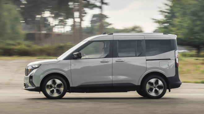 2024 FORD E Tourneo Courier 10