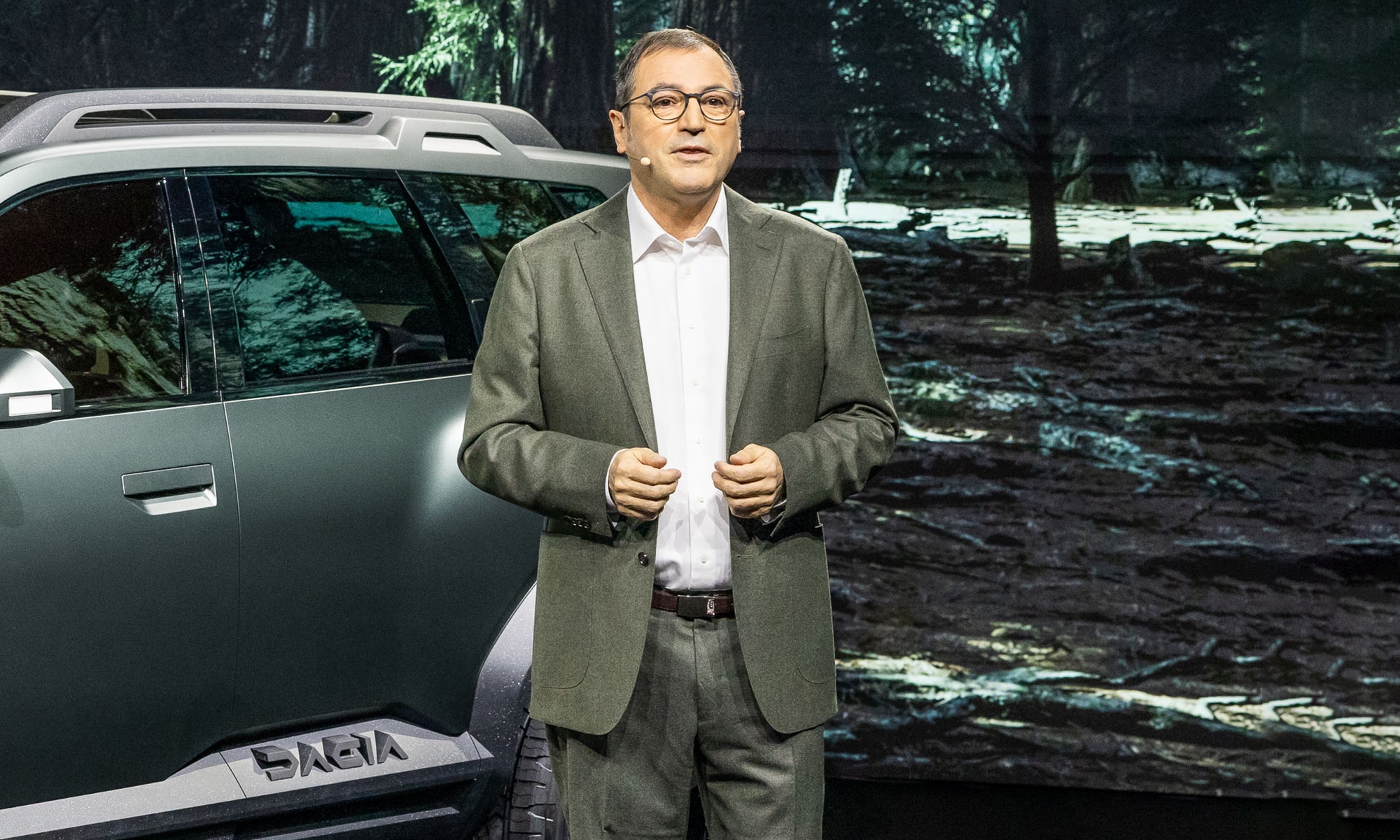 Denis le Vot, CEO de Dacia, ha dado algunas pistas sobre el futuro de la compañía.