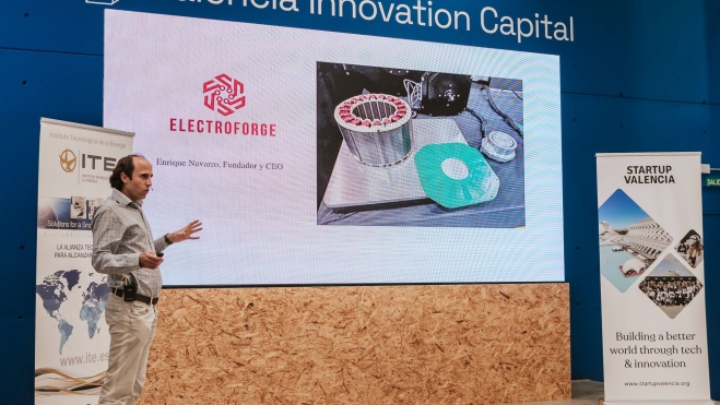 Presentación de Electroforge en el Demo Day del Smart Energy Program.