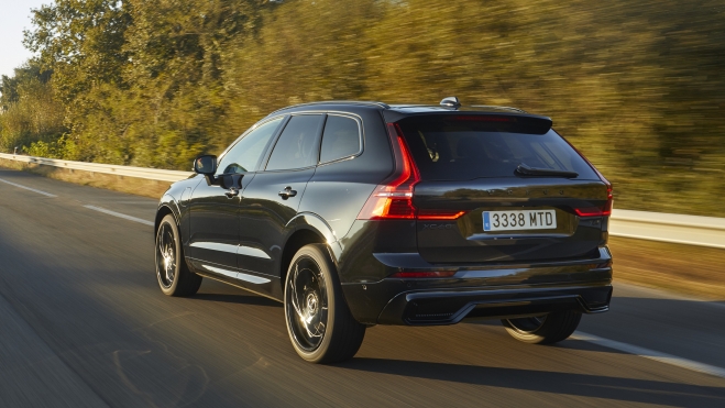 Volvo XC60 Recharge T6 PHEV Black Edition (12)