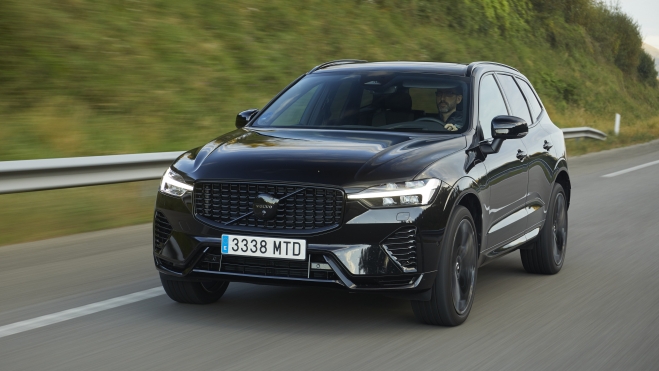 Volvo XC60 Recharge T6 PHEV Black Edition (10)