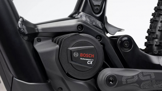 Tanto el motor como la batería los firma Bosch.