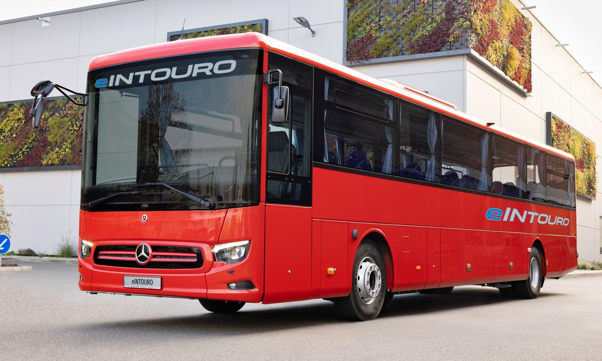 Mercedes-Benz eIntouro eléctrico.