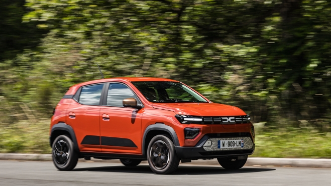 Dacia Spring 2024 naranja (1)