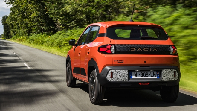 Dacia Spring 2024 naranja (2)