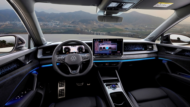 volkswagen tayron ehybrid interior