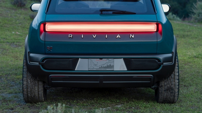 Rivian R3 Trasera