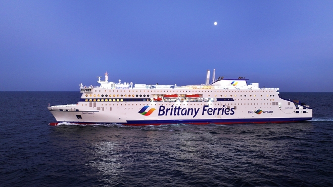 ferry hibrido Saint Malo 02